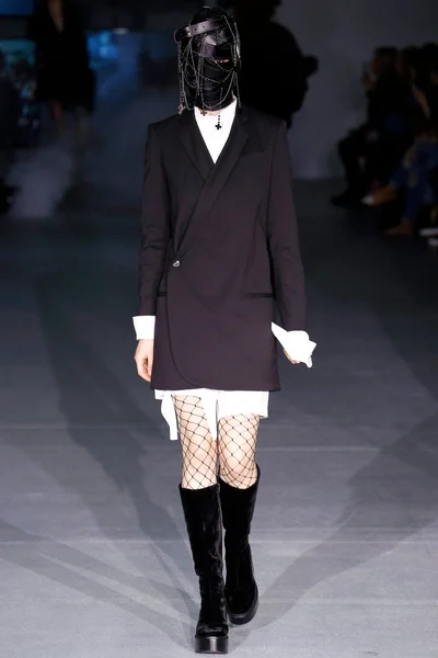 Look 6